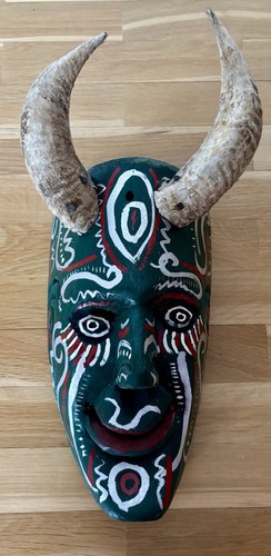 Alte holzmaske grün mit - alte,