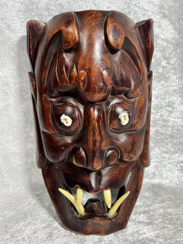 Handgeschnitzte holzmaske - handgeschnitzte,