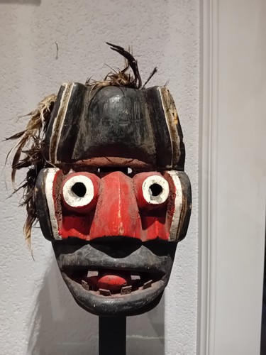 Guerre dan maske - dan,