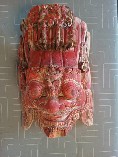 Expressive ethno holzmaske - expressive,
